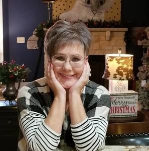 Meet your Posher, Jana